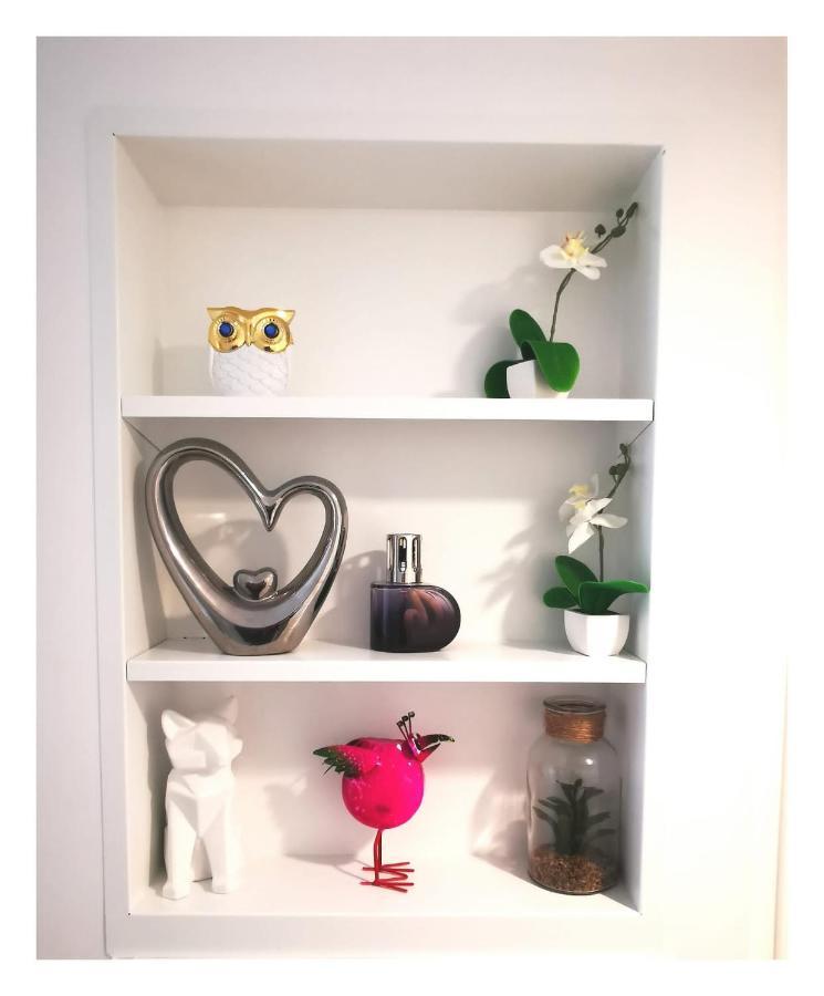 Studio Neuf Paris La Defense Metro 15 Rueil - Suresnes - Mont Valerien Eksteriør bilde